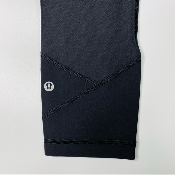 Lululemon Black Crop Athletic Pants - Picture 4 of 13